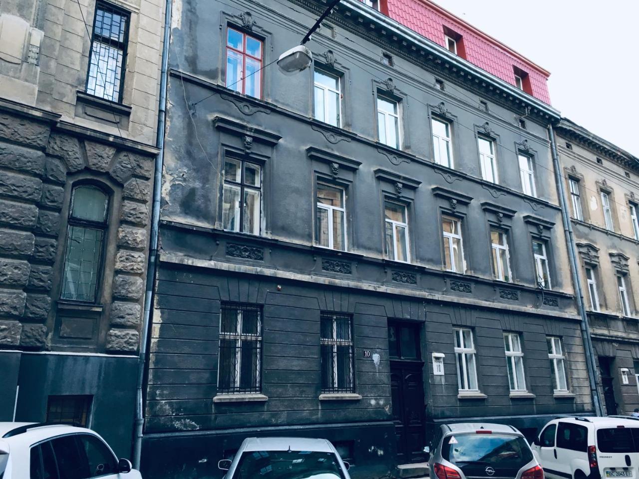 Designer Apartment In The Center Lviv Eksteriør billede